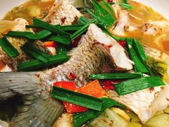 -龙悦湾酒家·八阵鱼生·渔人码头店