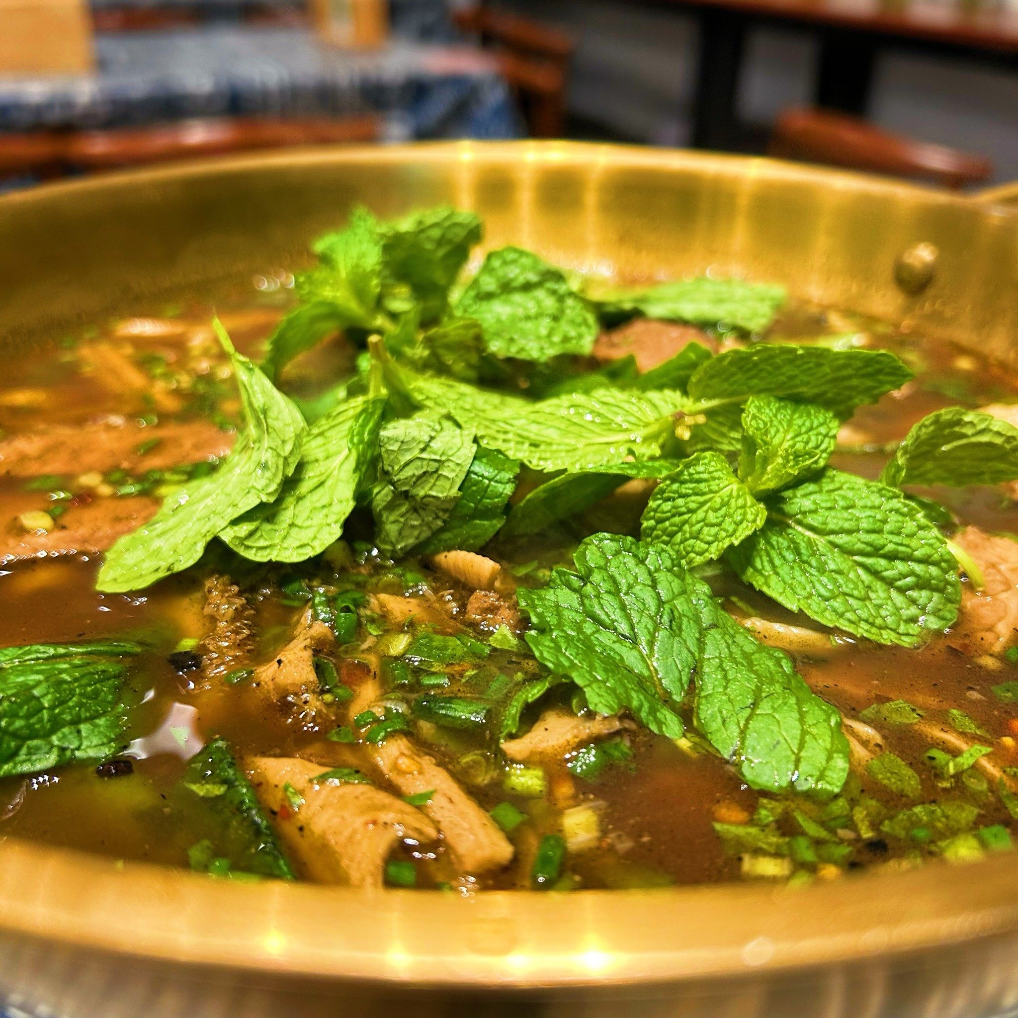 比酸汤牛肉还好吃的云南牛扒呼在武汉也可以吃到了!