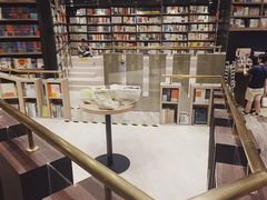 -钟书阁(群光广场店)