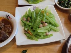 -牛肉传·东北地标·牛排饭(奥体店)