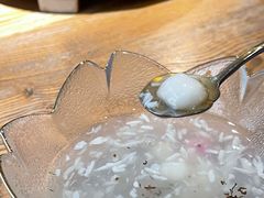 -蜜桃餐厅·伴山(湖滨商业街店)