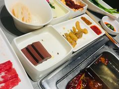 -海底捞火锅(关山保利店)
