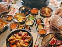 -草家酱蟹炭火烤肉店(珲春南路一店)