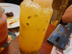 -Thai Pothong Restaurant