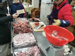 -标记美食新鲜猪杂(兴南大道店)