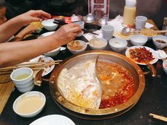-重庆德庄火锅(体育中心店)