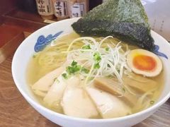 鸡汤拉面-面屋 猪一