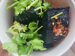 -黑色经典臭豆腐·湖南特产(潇湘文化店)