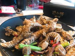 -沪小胖小龙虾(淮海中路旗舰店)