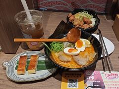 -无敌家现熬骨汤拉面(颐堤港店)