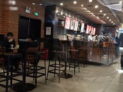 -星巴克(上海虹桥新天地二店)