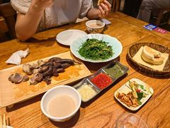 -蒙艾里民族传统菜蒙餐