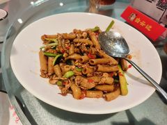 -辛香味烧鱼馆·非遗技艺·排骨红烧肉(光谷医药园店)