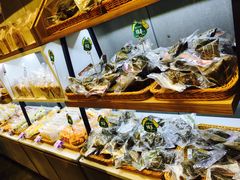 -万利隆(车站店)