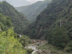 -安吉龙王山峡谷漂流