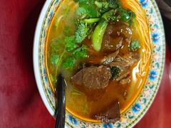 -金杨拉面王小吃面馆·牛三宝面·红烧牛肉粉
