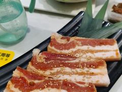 厚切双层猪五花-八乔煎肉馆·丹东特色煎锅(梅林店)