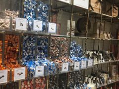 零售区-VENCHI 闻绮(北京国贸商城店)