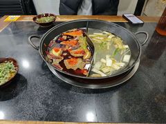 -重庆故事姊妹老火锅(财经学院店)