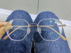 -罗伯特眼镜·蔡司官方授权(罗湖国贸店)