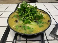 -肥汁米蘭香港米线(长宁来福士店)