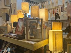 -邊城書店