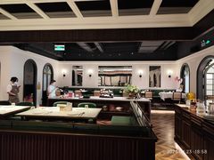 -静香HOUSE·全时段融合餐厅(七星欢乐颂店)