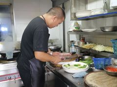 自助取餐区-煲来饱去冷水鱼