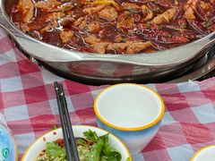 -金鼎雪山牦牛杂火锅(理县总店)