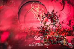 -花轿喜屋婚礼策划