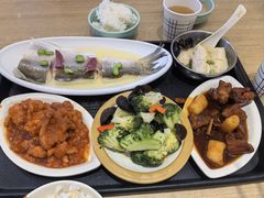 鲥鱼-荟选餐饮徐家汇社区食堂(徐虹北路店)