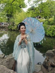 -一揽芳华汉服旗袍体验馆(拙政园店)