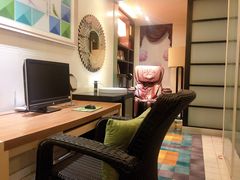 -喜鹊愉家酒店(郑州曼哈顿博览中心地铁站店)