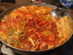 部队锅-MI WU FACTORY米屋美食工厂餐厅(绿地店)