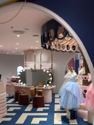 -奈尔宝家庭中心·亲子餐厅(鄞州万达店)