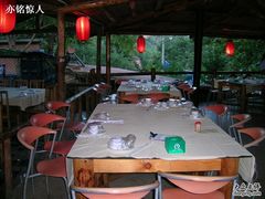 -北京水岸山吧度假村(雁栖镇店)