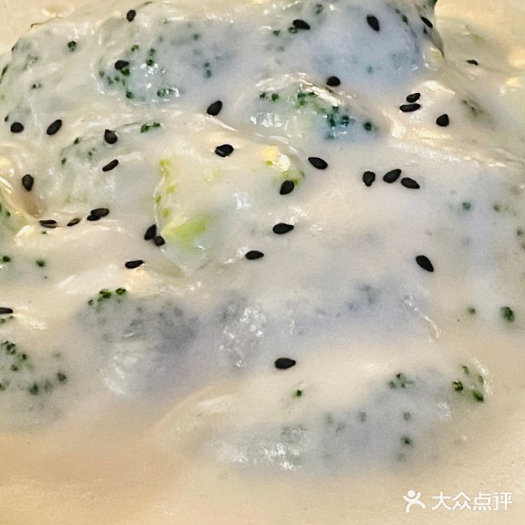 [调皮]西双版纳| 美食必去猫刺东•东南亚主题餐厅[爱心]