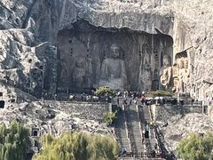 -龙门石窟