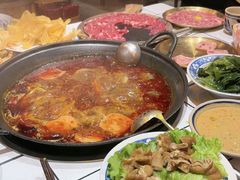 -旧街市鲜货老火锅(大光路店)