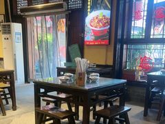 -富正毅三下锅·湘西韵味(天门山索道店)