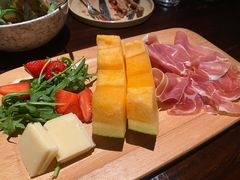 西班牙塞拉诺风干火腿盘-Brut Eatery Wine Bar & Restaurant (建国东路店)