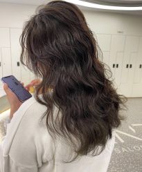 -变画·发型STUDIO