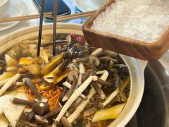 -土连锅·现熬养生汤锅(梁家巷店)