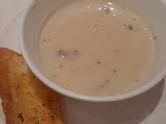 磨菇忌廉汤-卡朋西餐(较场西路店)