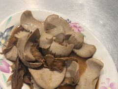 -六合夜市
