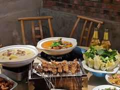 -霄汉牛三鲜湖北砂锅菜(万松园2店)