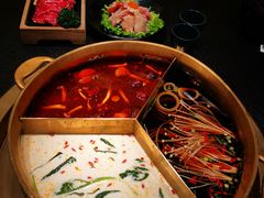 -湊湊火锅·茶憩(打浦桥日月光店)