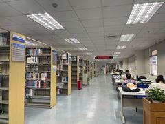 -南山图书馆(常兴路店)