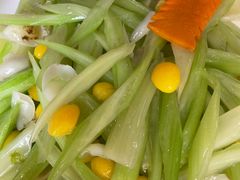 -三江源美食城