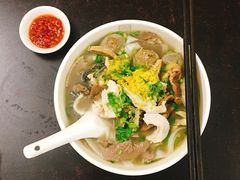 -潮镇老尾牛杂(环城西路店)